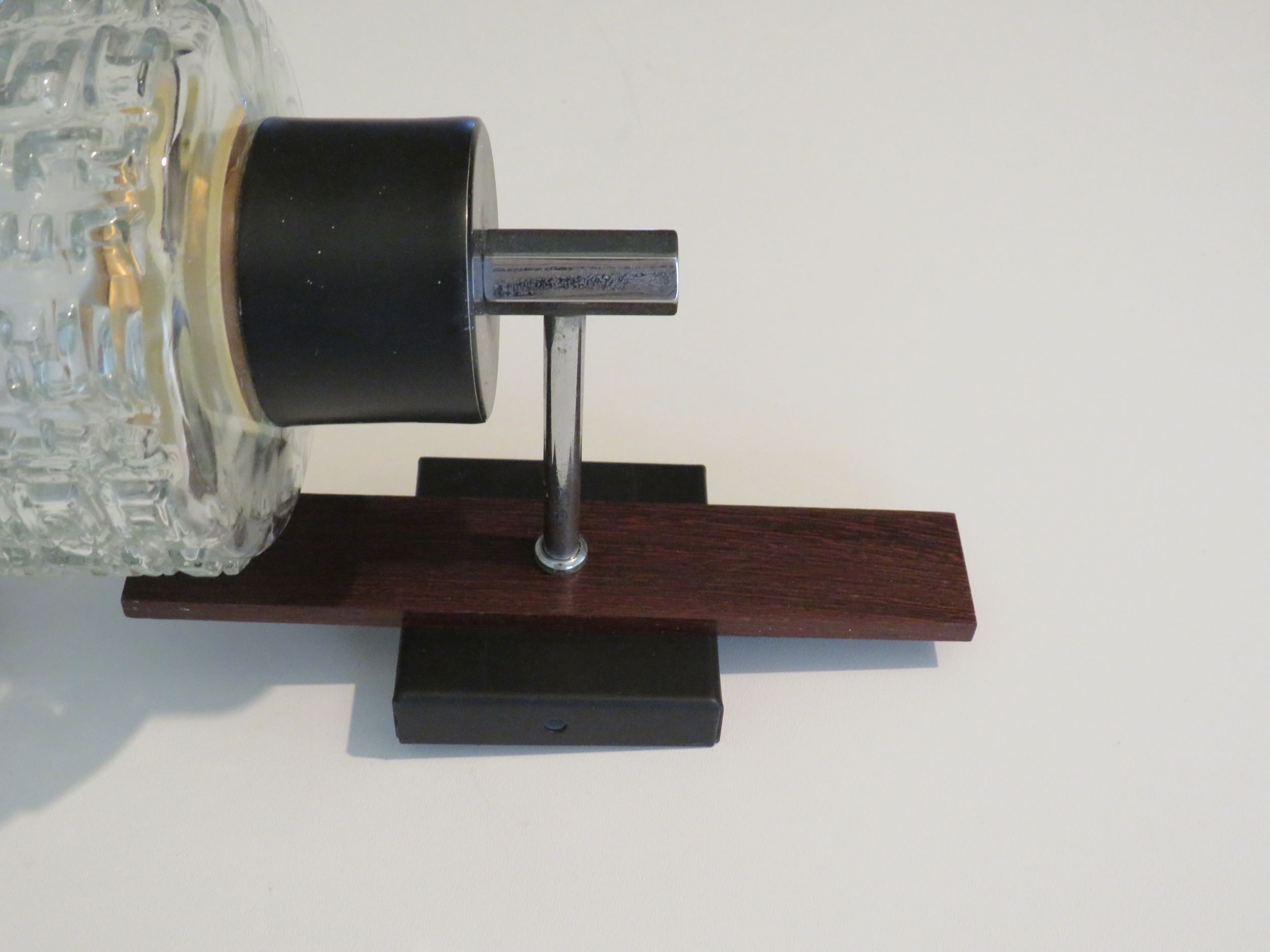 Vintage wall lamp in teak and glass relief Belgium 1970