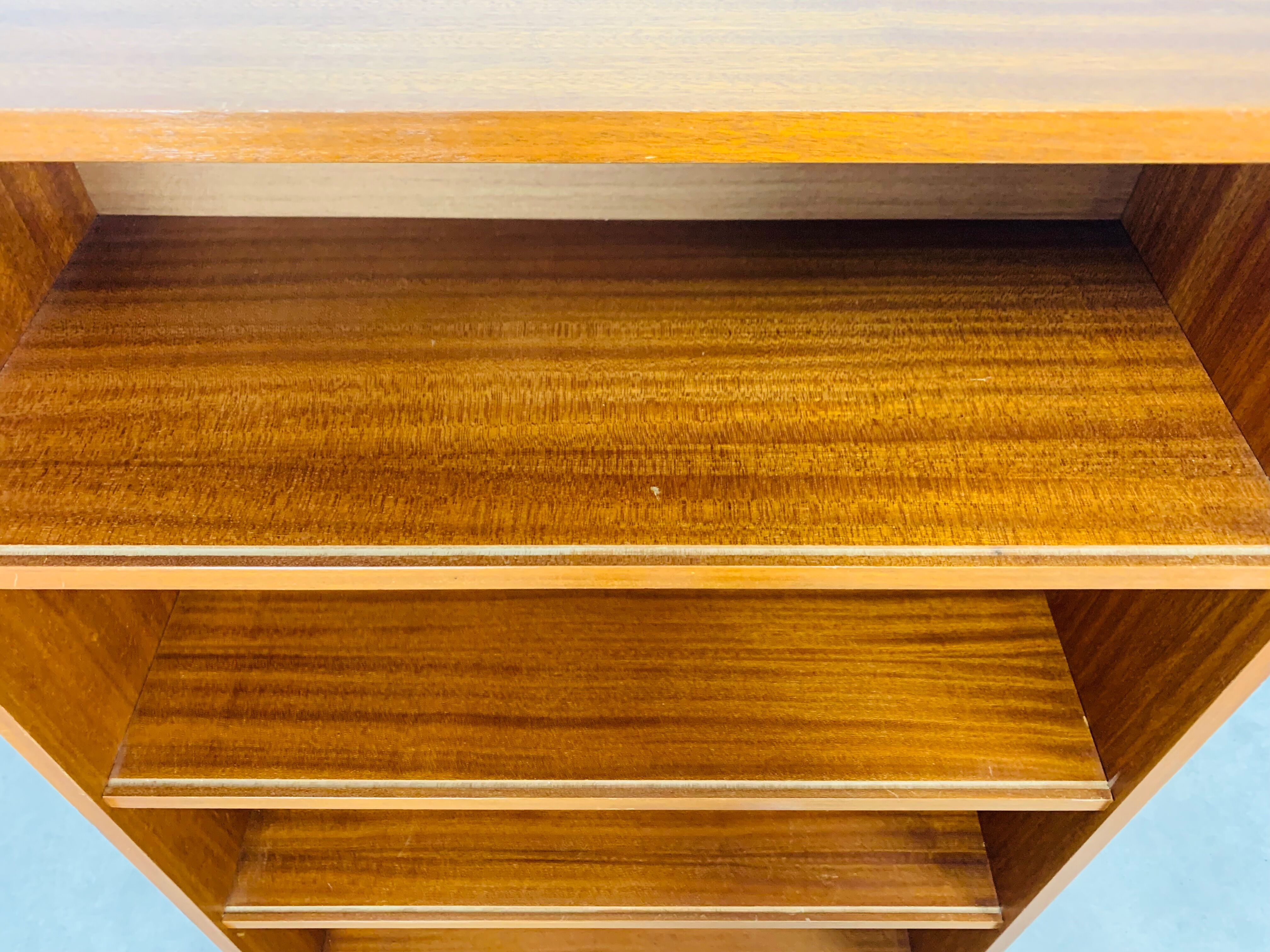 Bookcase shelf 50s showcase