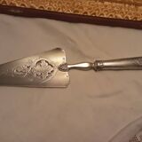 Painted silver metal cake peel in its box