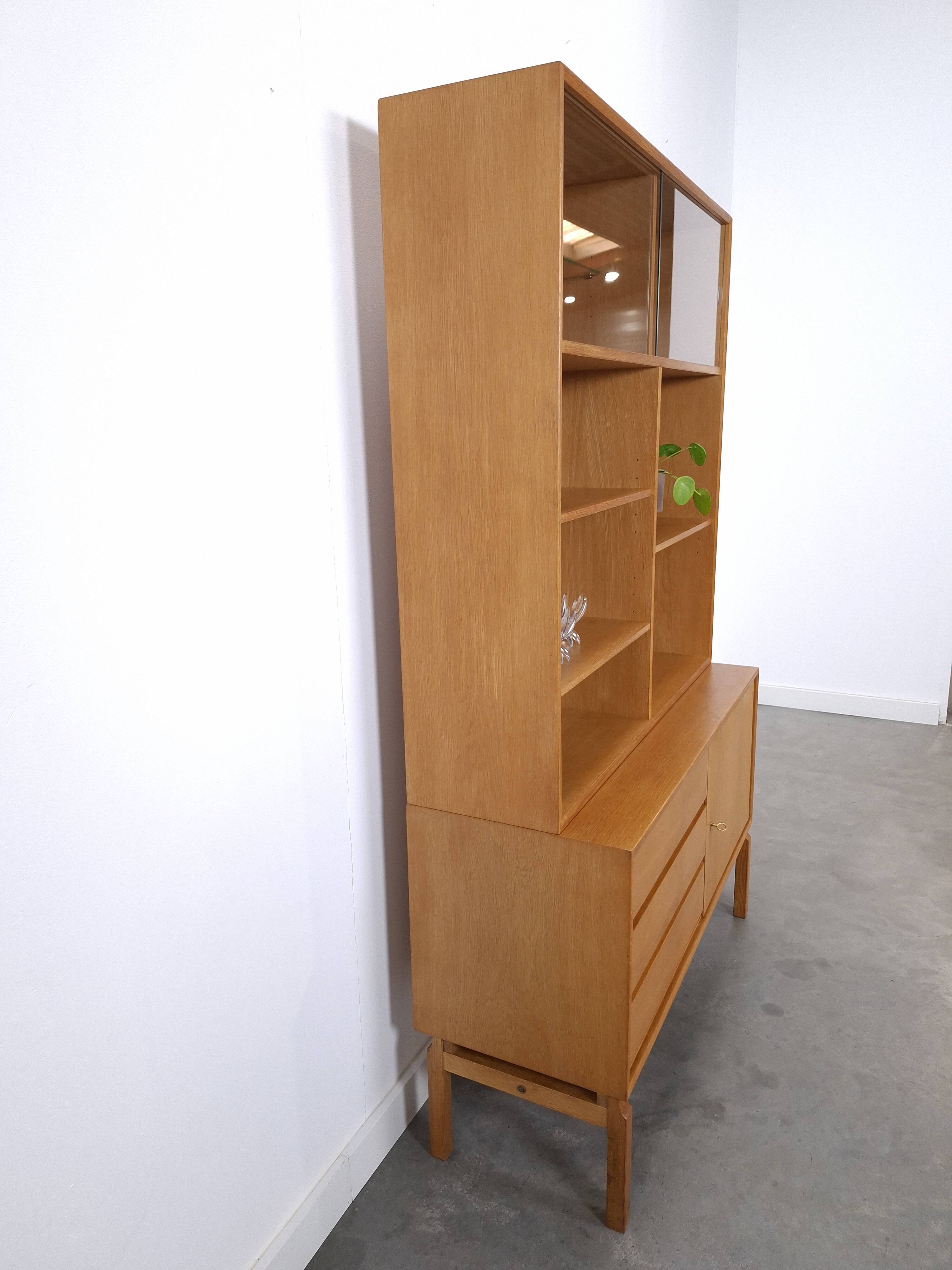 Ikea Grabinski boekenkast met lades