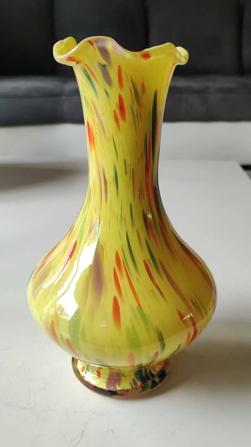Murano style blown art glass ball vase. Speckled, corolla neck/22 cm