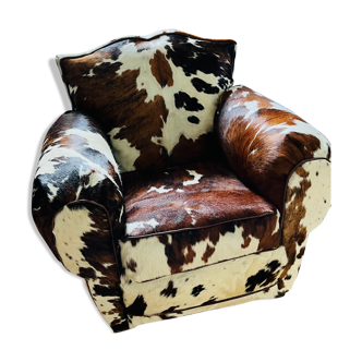 Club moustache armchair