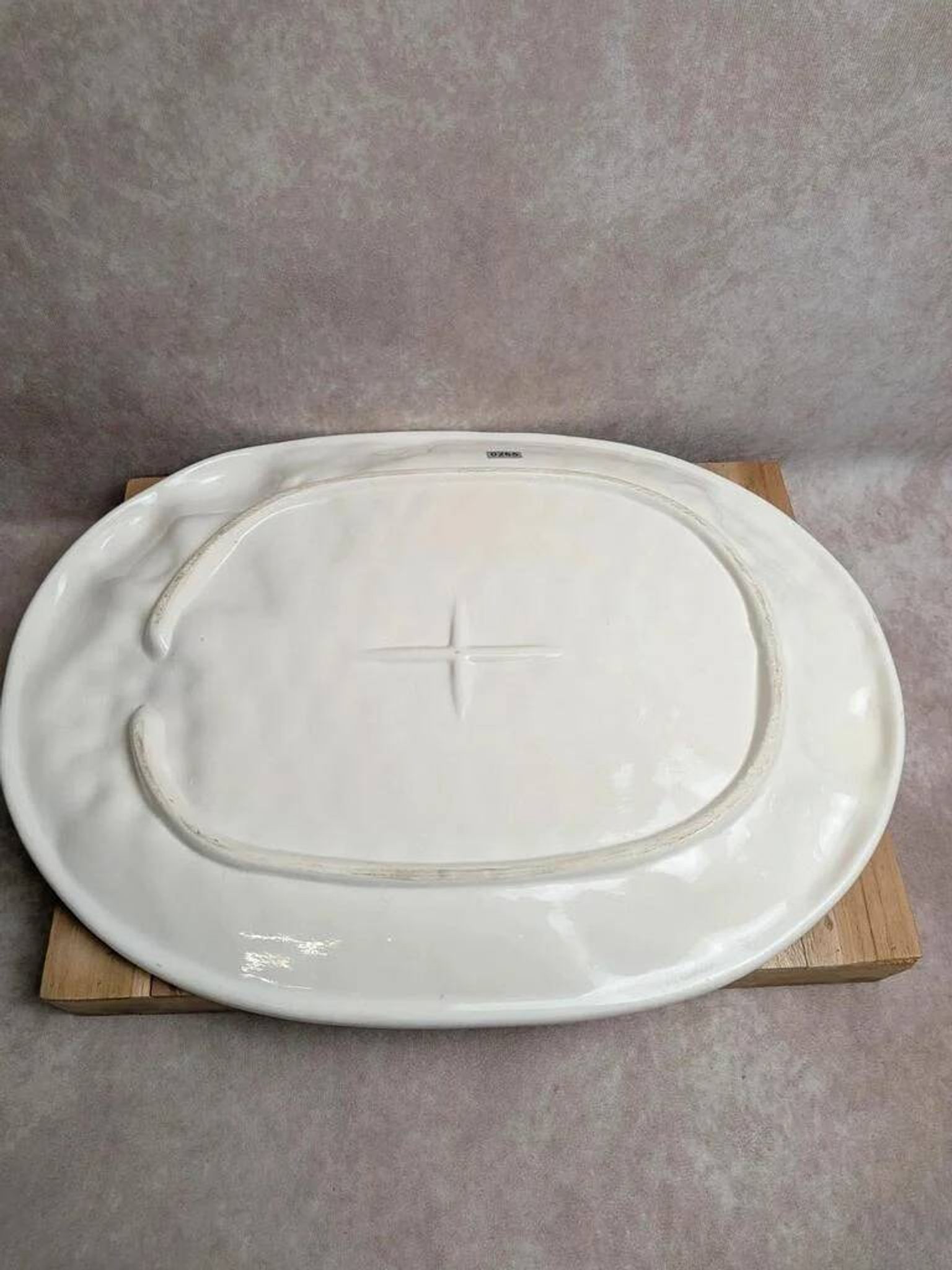 Vintage oval serving dish in majolica – Relief fruit decoration and woven basket design.