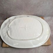 Vintage oval serving dish in majolica – Relief fruit decoration and woven basket design.