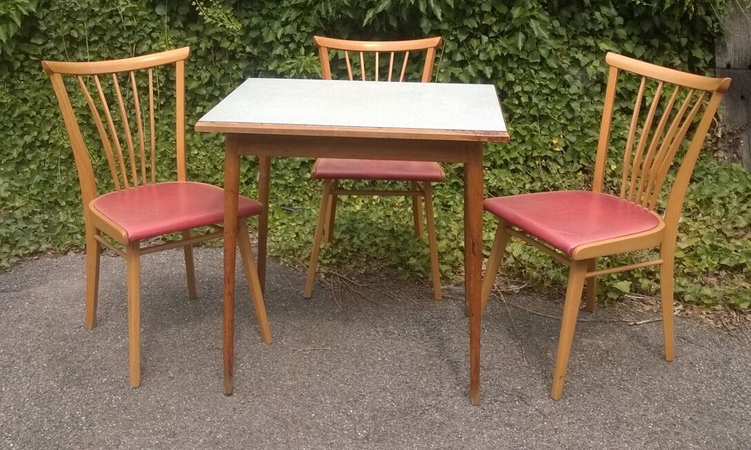 Table and chairs kitchen years 60