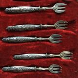 Oyster forks