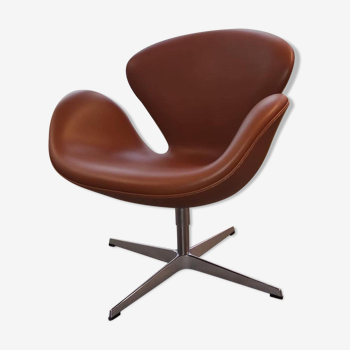 Armchair Swan Arne Jacobsen edition Fritz Hansen brown leather