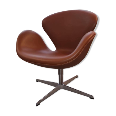 Fauteuil Swan Arne Jacobsen édition Fritz Hansen cuir brun