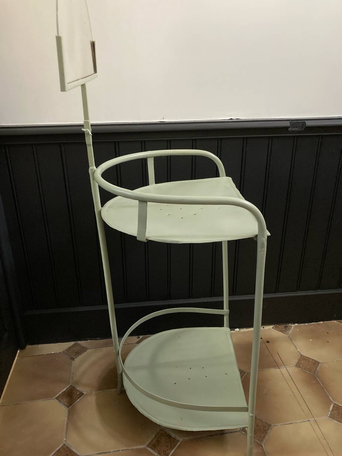 Coiffeuse, chevet en métal, années 50