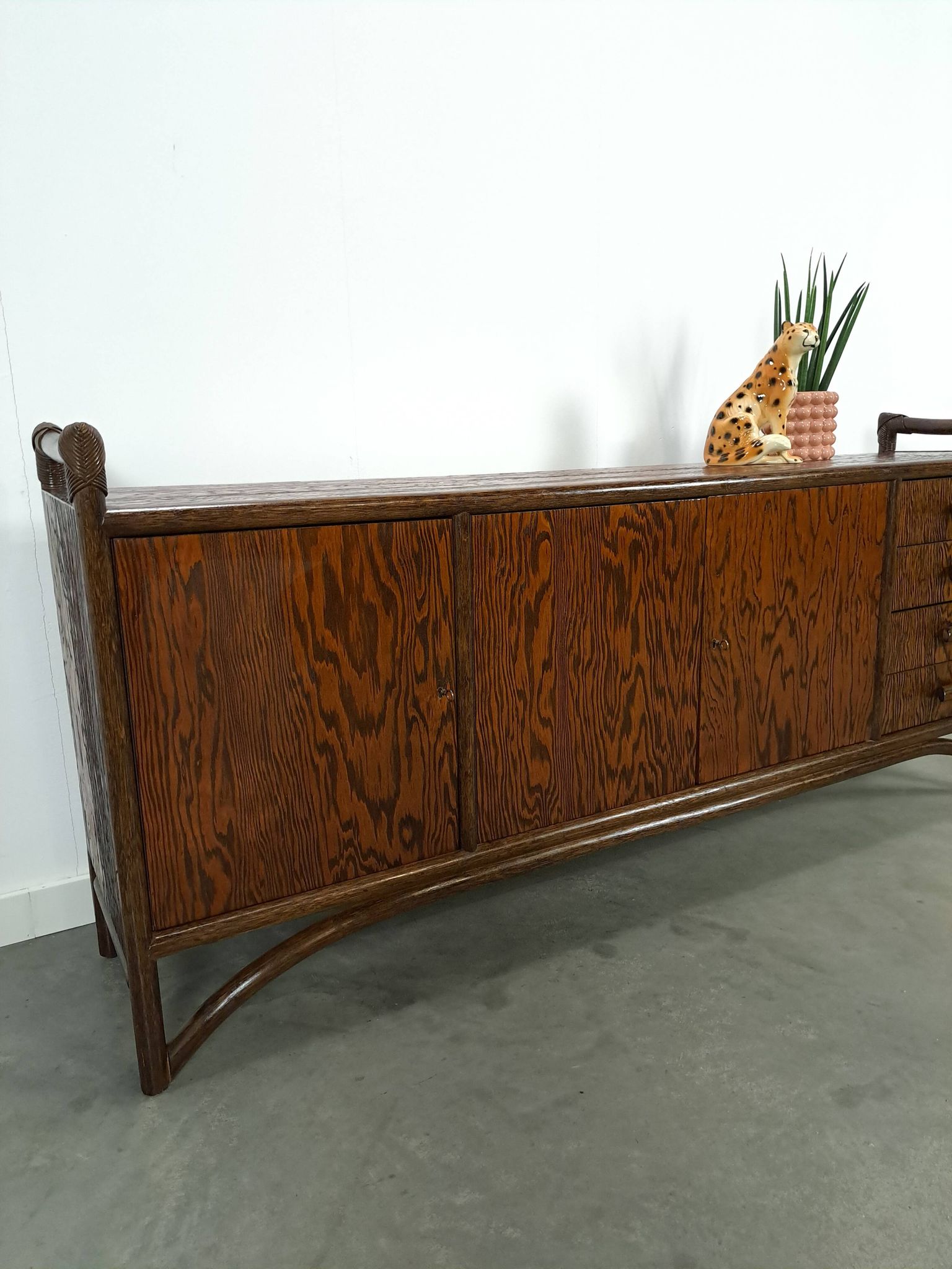 Buffet vintage en bambou