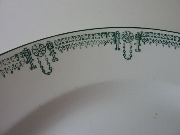 Longwy dish green Longjumeau