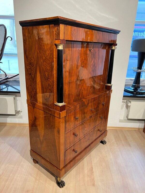 Biedermeier Secretary in Walnut and Maple, 1820