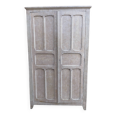 Armoire parisienne