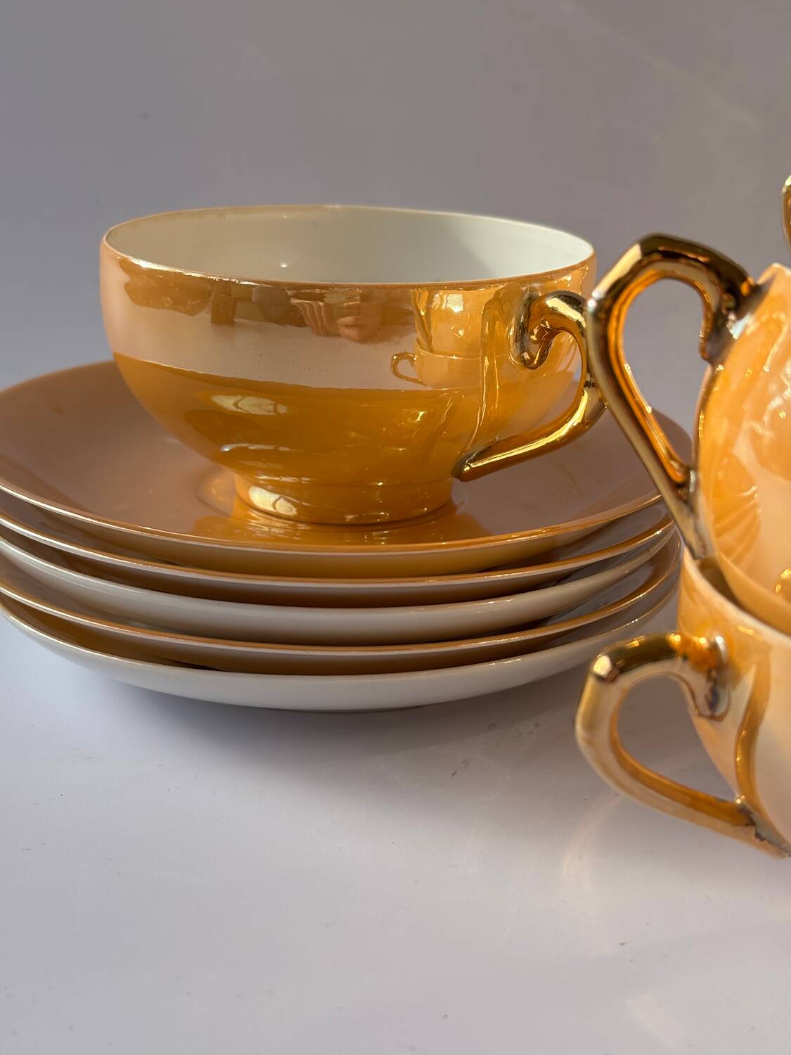 Service à café en porcelaine irisé 12 pièces 