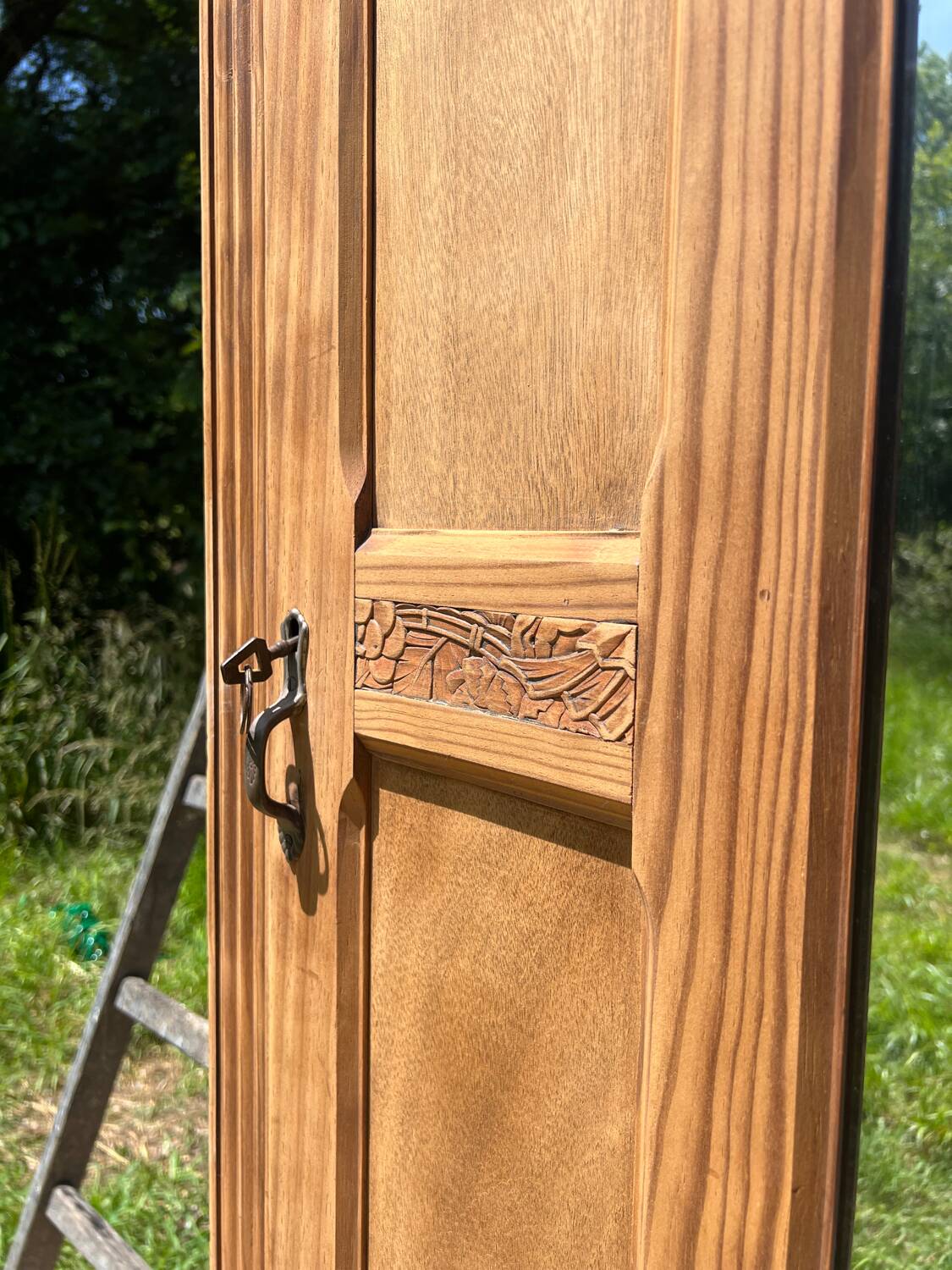 Bonnetière bois clair/ armoire une porte