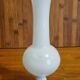 Vase vintage en opaline blanche 23 cm