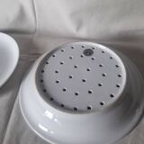 White porcelain drainer and dish