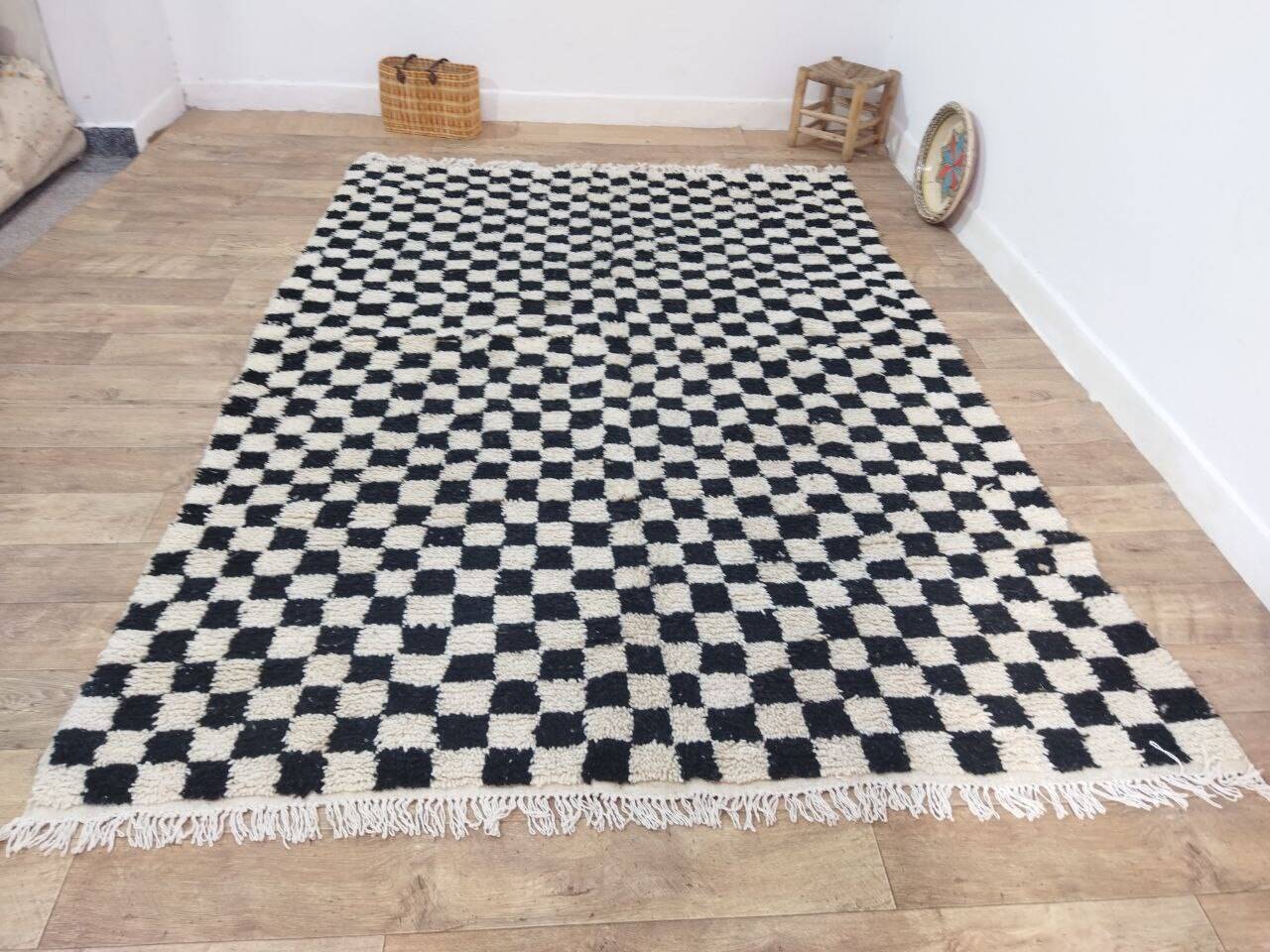 Handmade wool Berber rug 282x192 cm