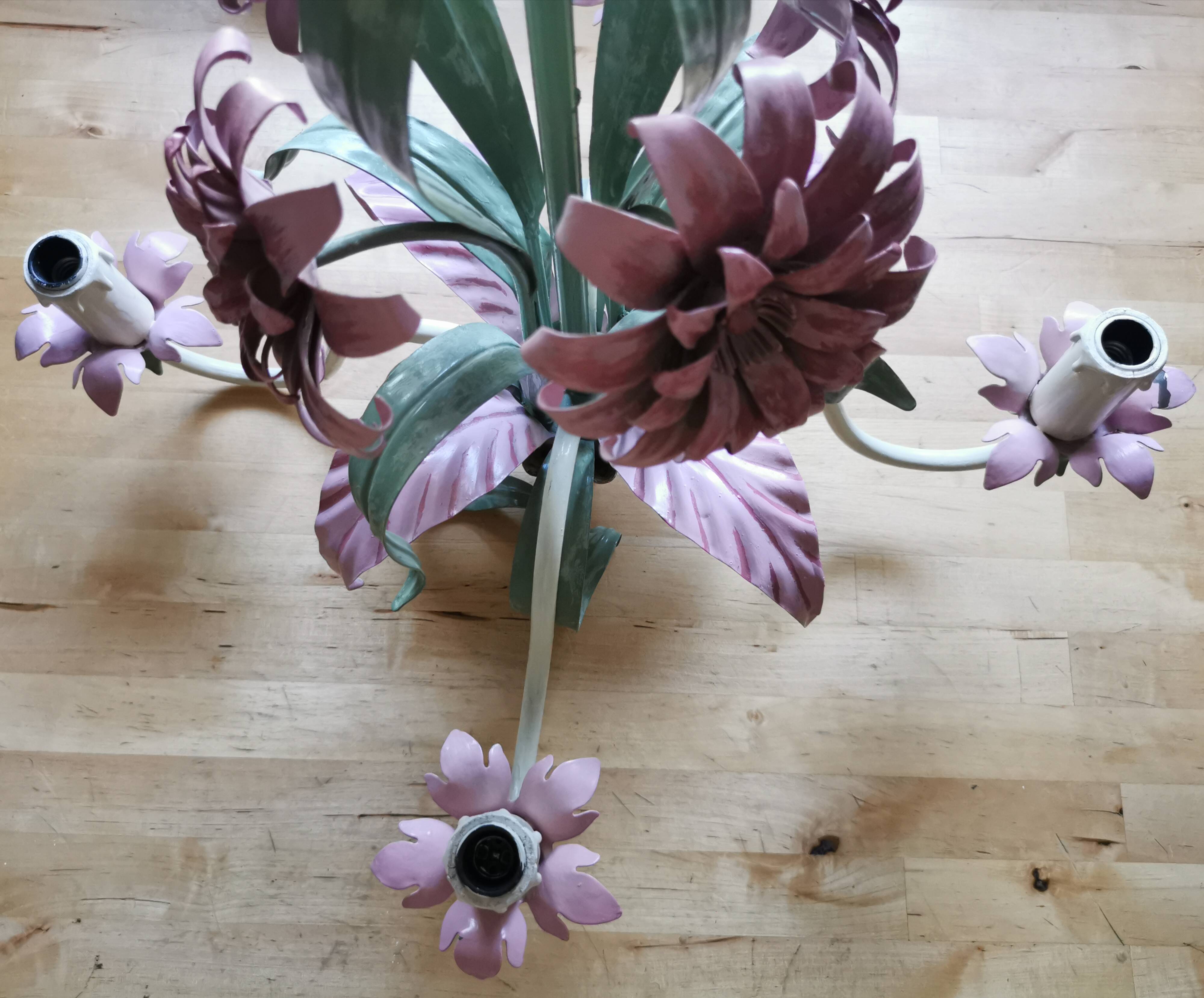 Lustre iron and painted sheet flowers camellias