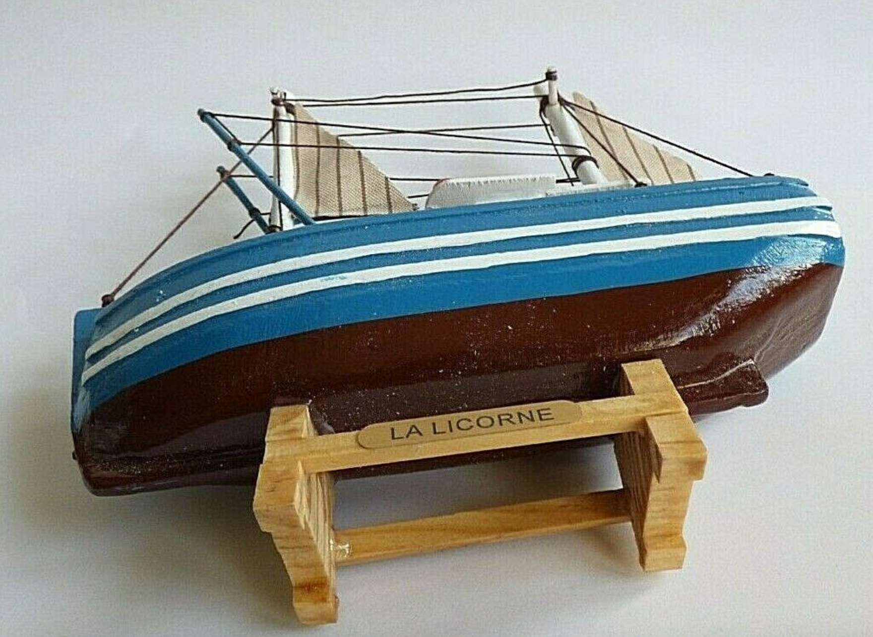 Wooden boat model