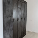 Metal industrial locker