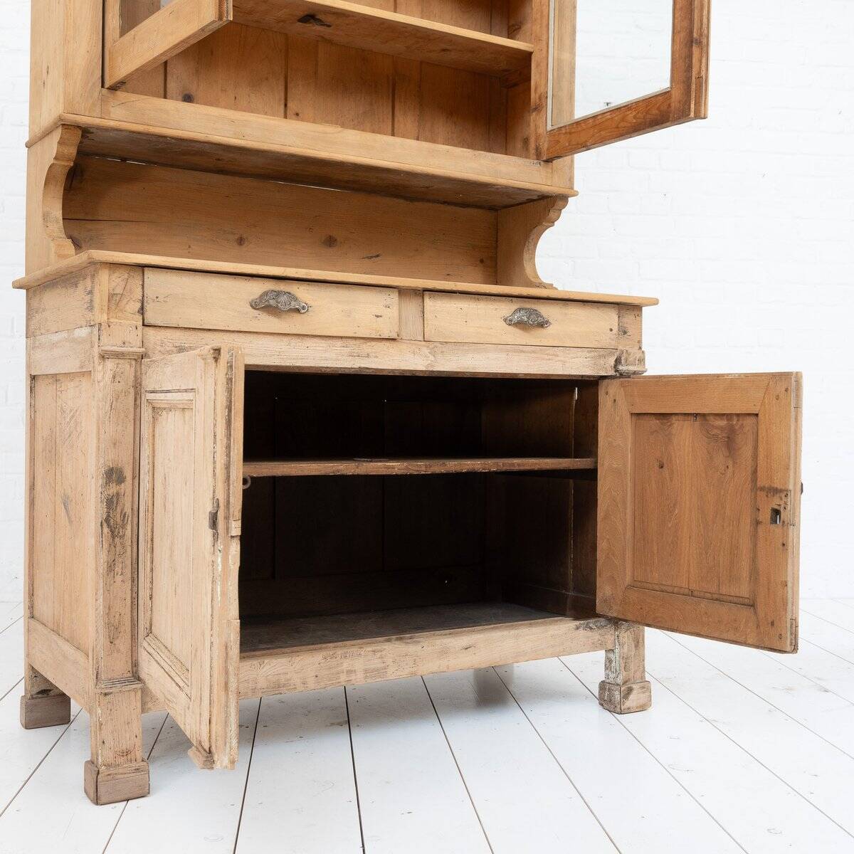 Vintage Cupboard in Elm and Fir, 1930