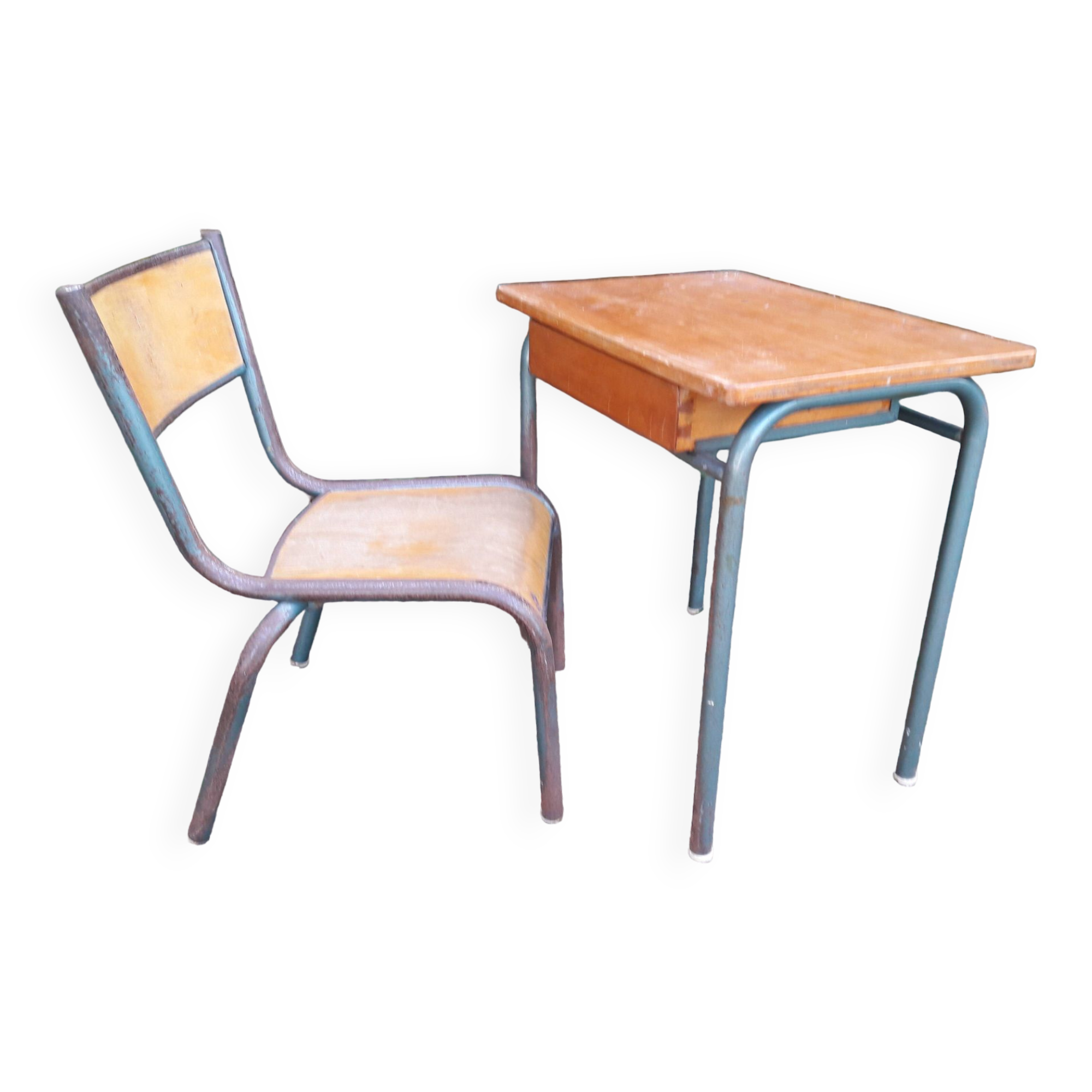 School desk with chair
