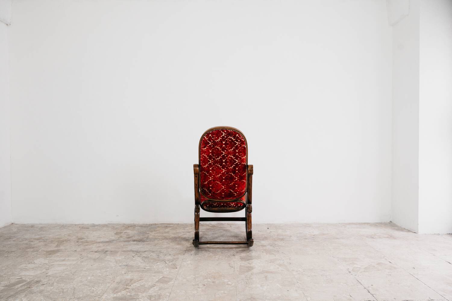 Fauteuil à bascule Thonet vintage design milieu du siècle