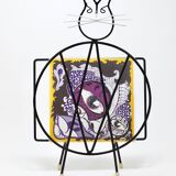 Mid-century cat-shaped magazine or record holder, iron, Italy, 1950s.