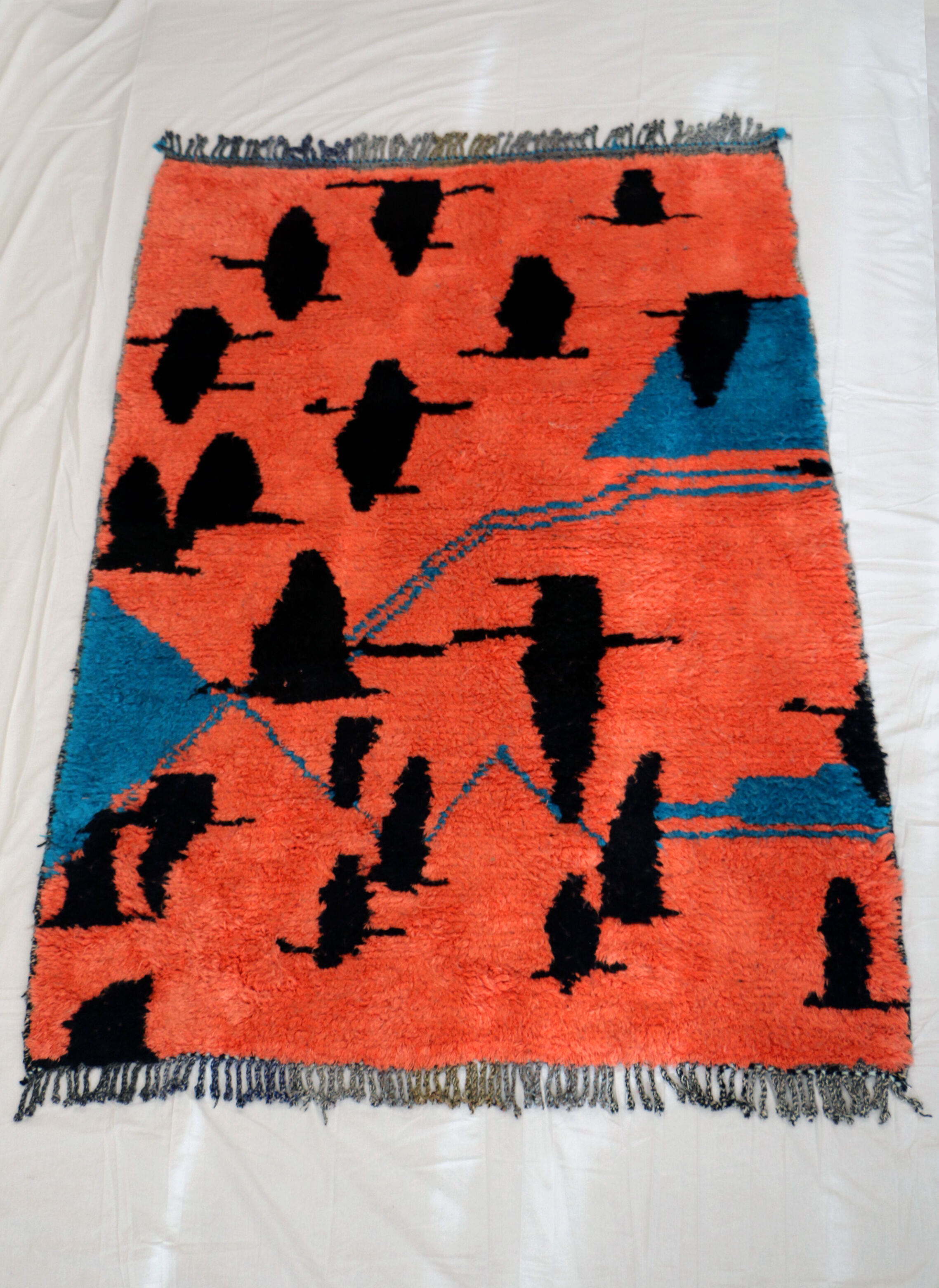 Carpet with Moroccan Boujaad style knots, light rose