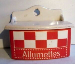 Boite à allumettes vintage, art déco, céramique damier rouge, signée Urbach