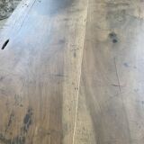 Central island trading counter in walnut