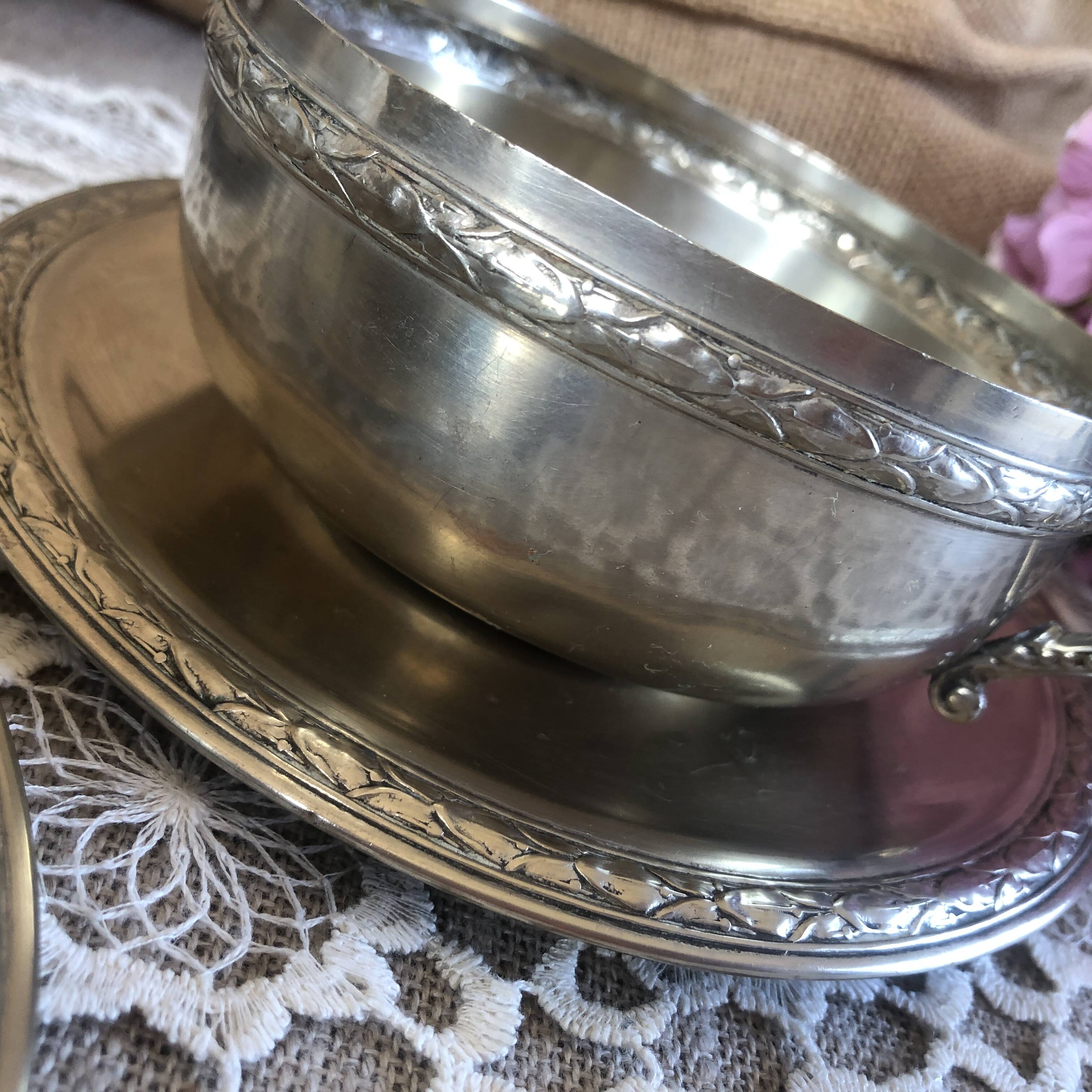 Set of 3 old "silverware" cups