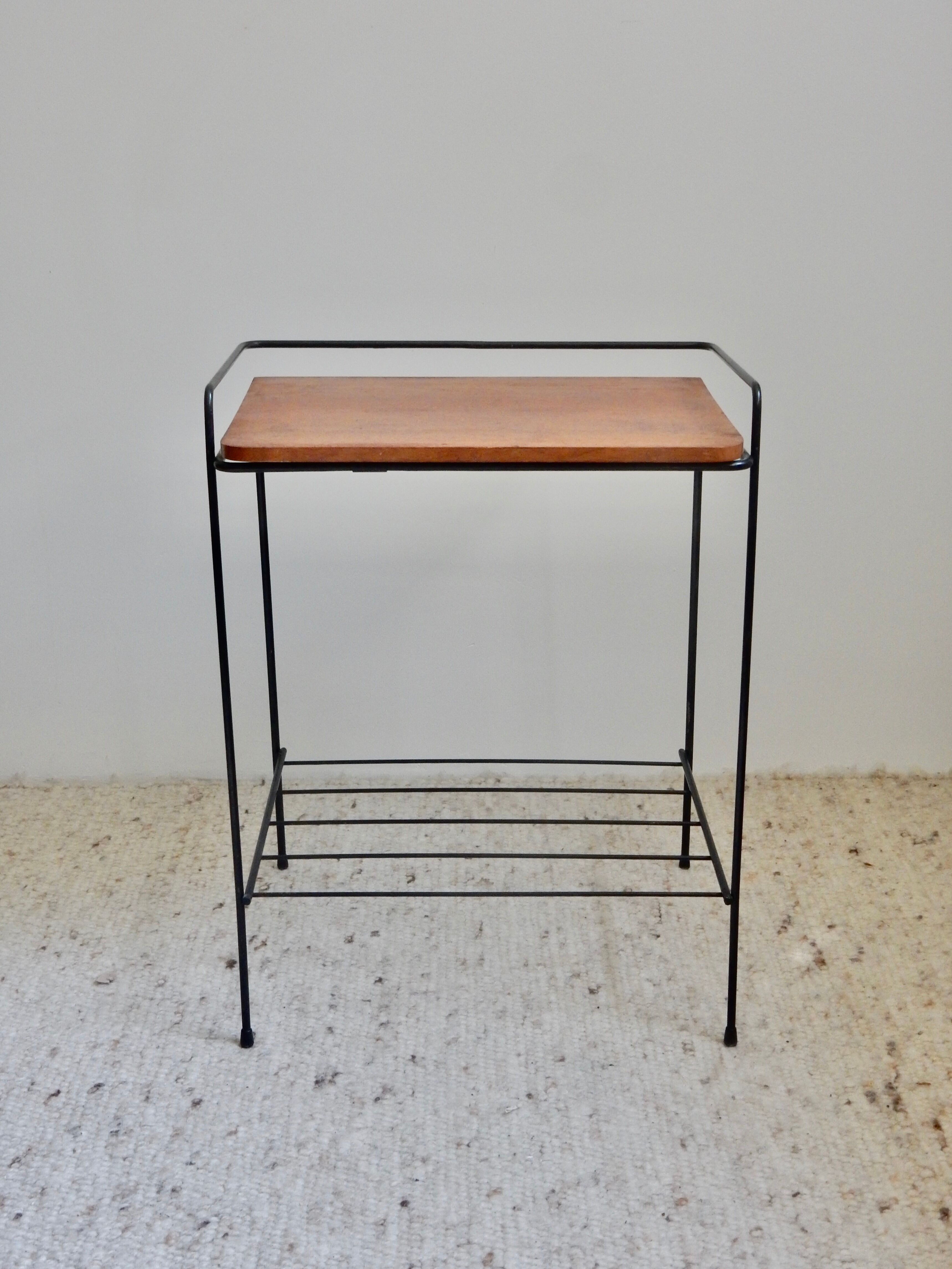 Wood and metal auxiliary furniture