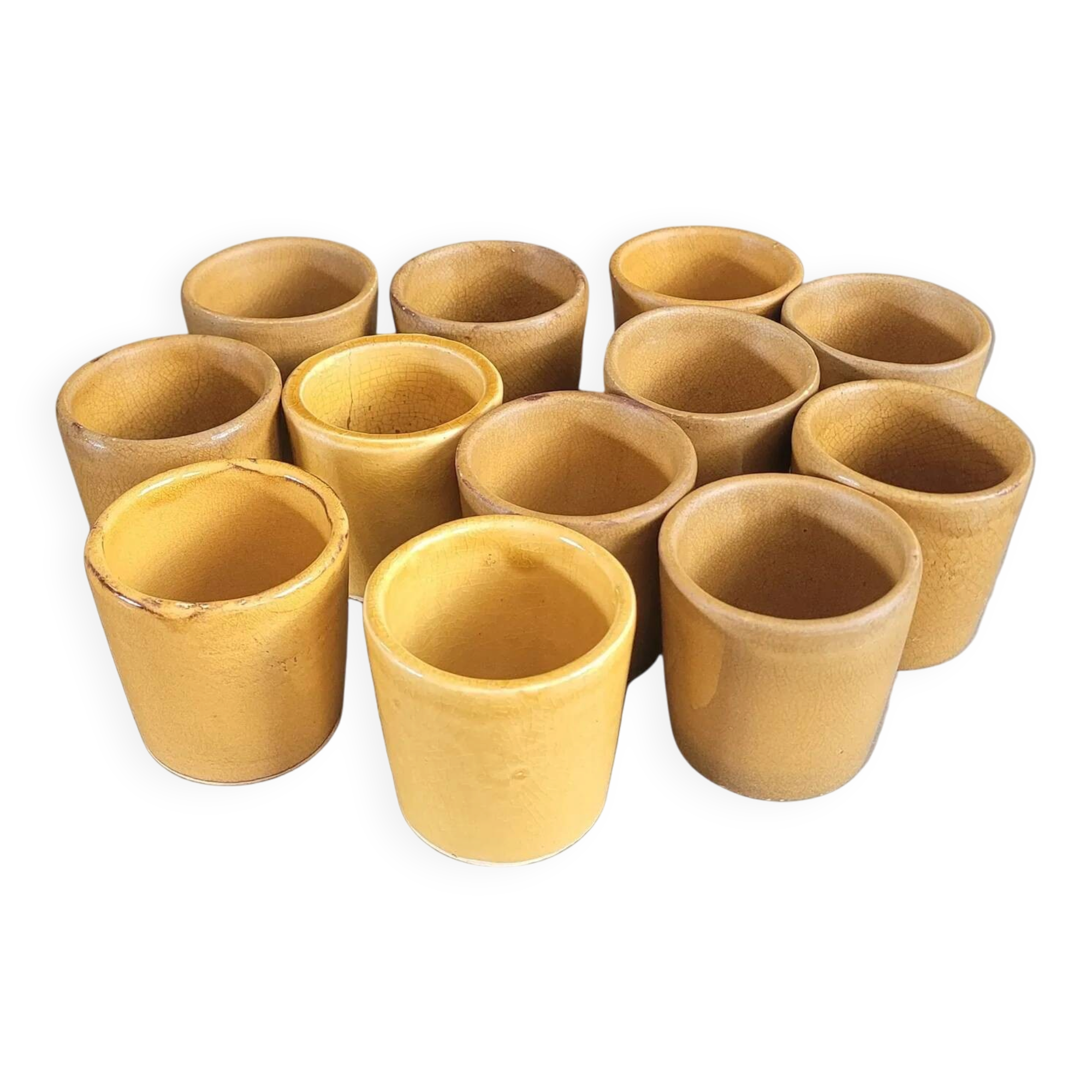 Set of 12 mustard ceramic cups