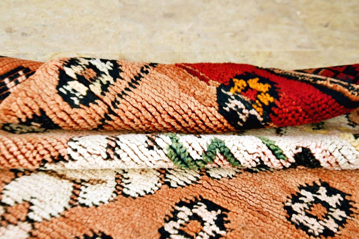 Moroccan Berber rug Zemmour Vintage 250 x 174 cm