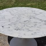 Table Tulip by& Eero Saarinen marble Calacatta, Knoll