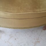 Toad green velvet lounge