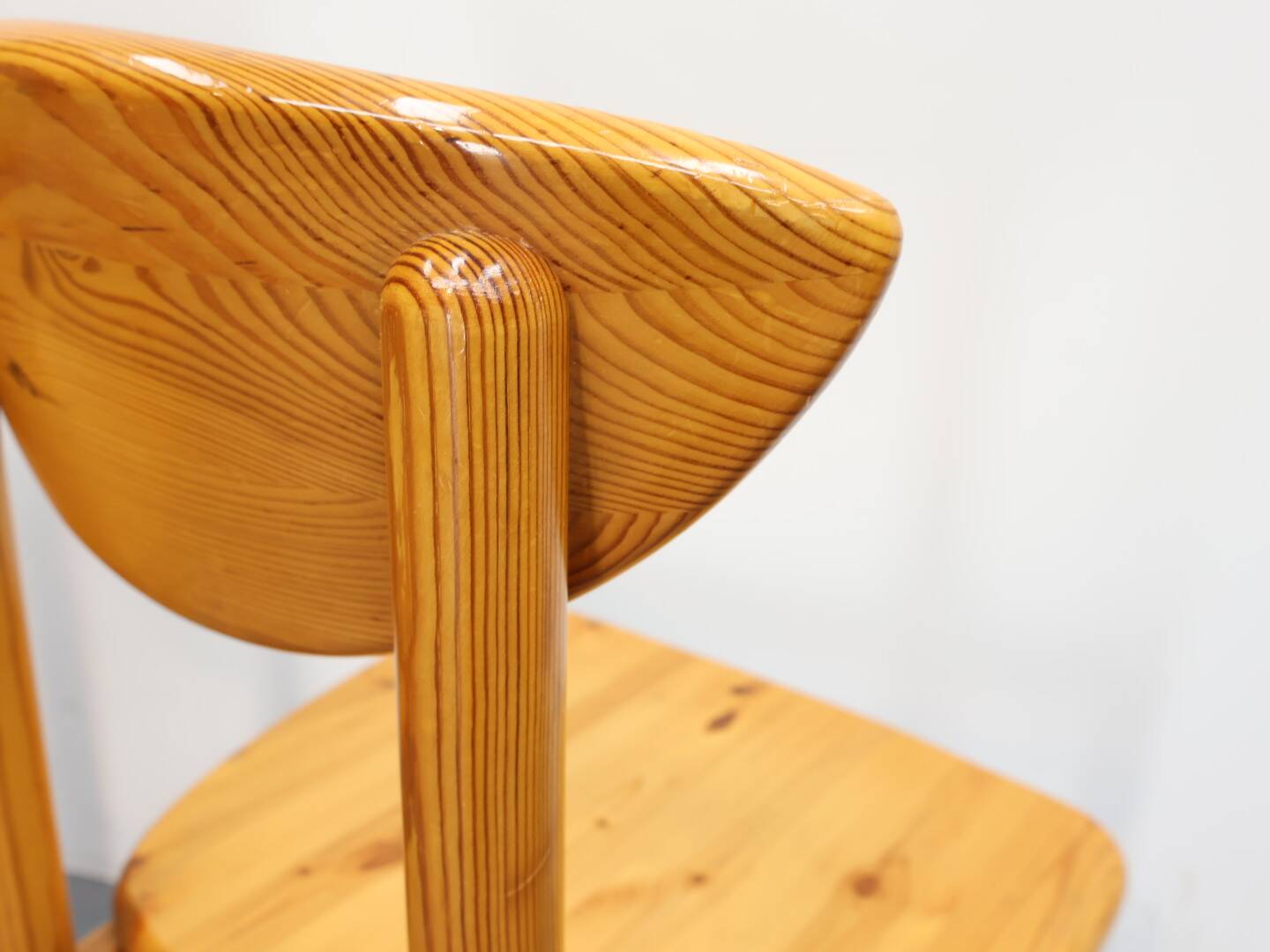 Set van 4 vintage eetkamerstoelen grenen