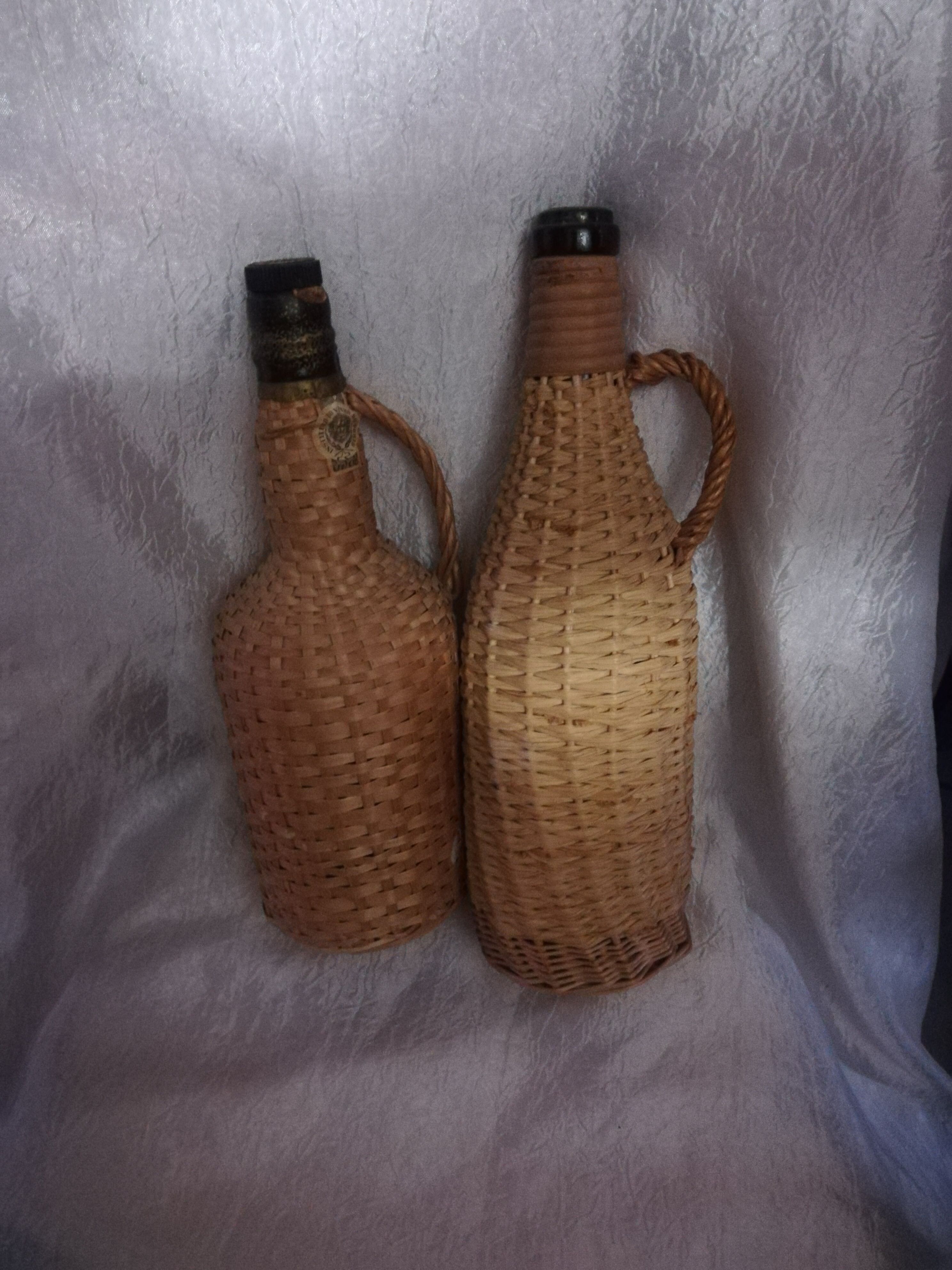 Pair of bottles wicker