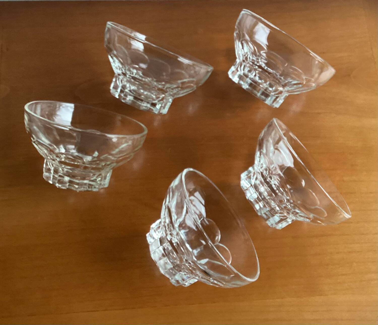 Set of 5 transparent glass cups - vintage