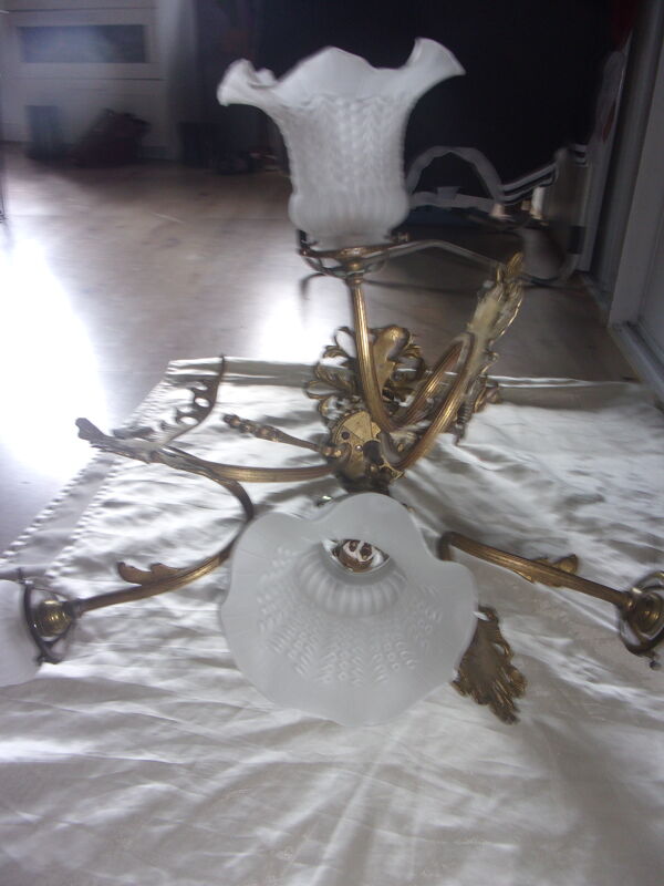 Lustre année 20-30 en bronze