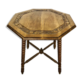 Table sculptée en bois antique à 8 côtés