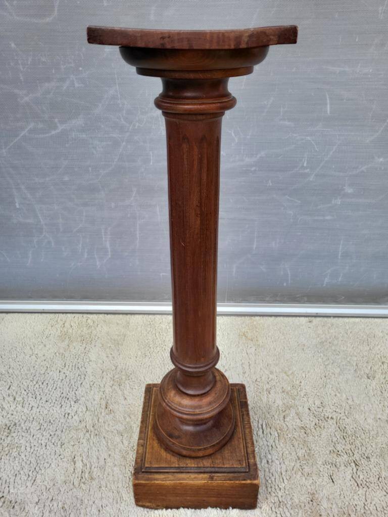 Church stand, 19th century Louis XVI style column