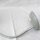 Metal articulated desk lamp