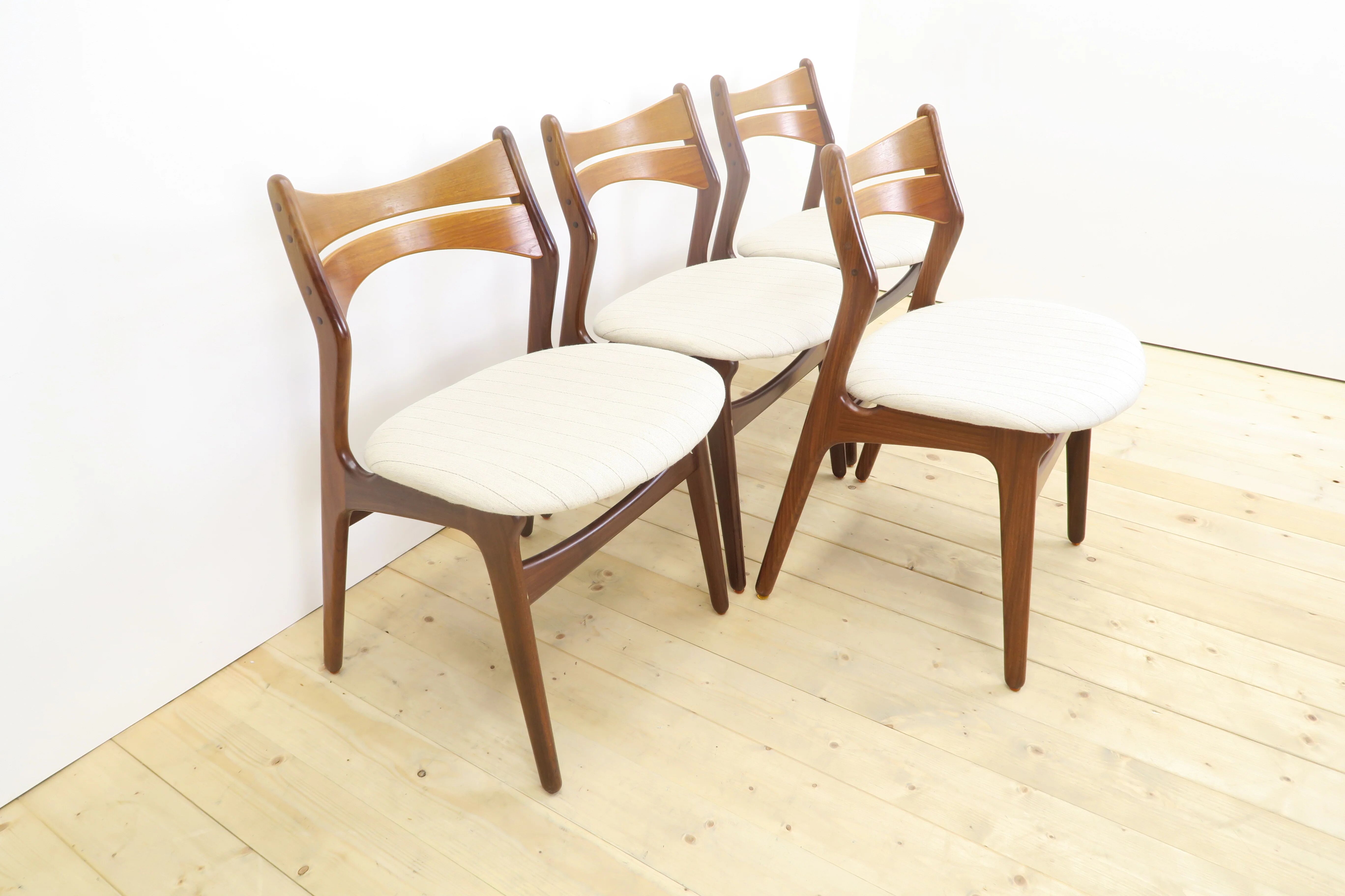 Ensemble de chaises par Erik Buch, années 1960