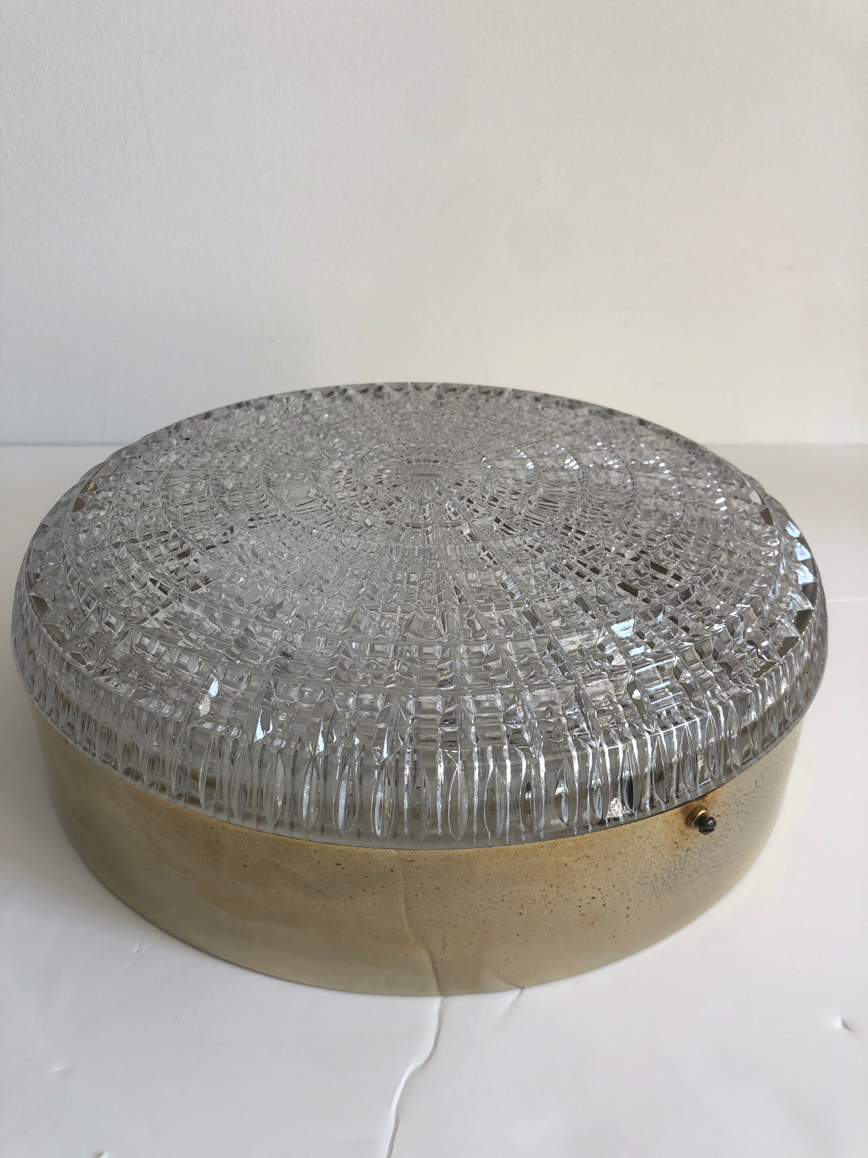 Vintage ceiling lamp round