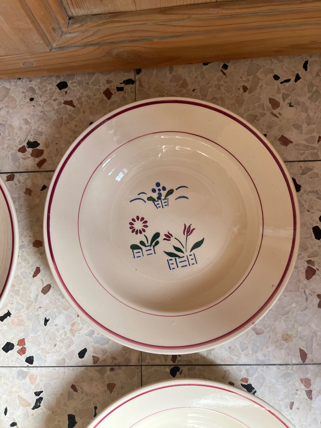 4 deep plates