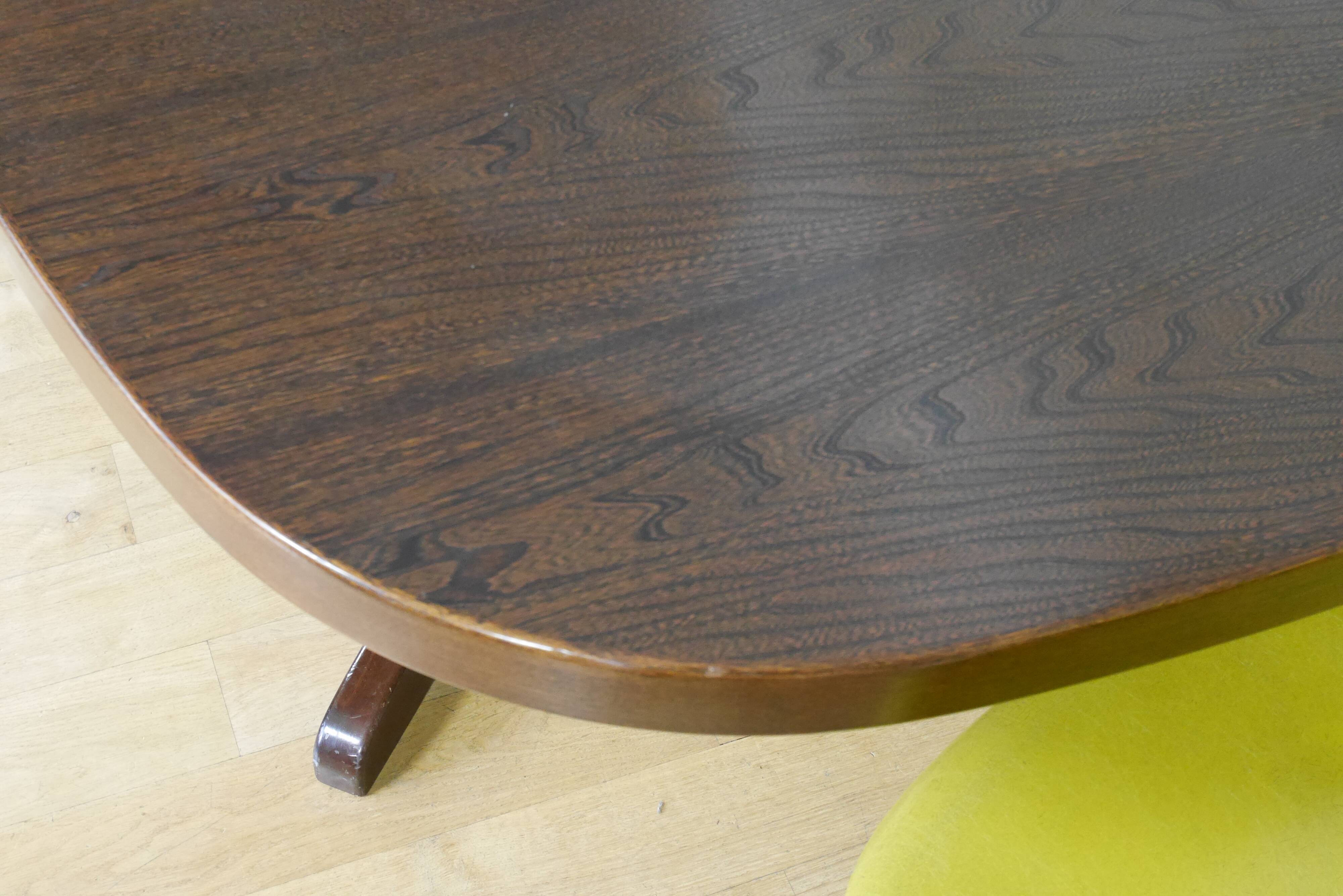 Oval elm table with extension cords