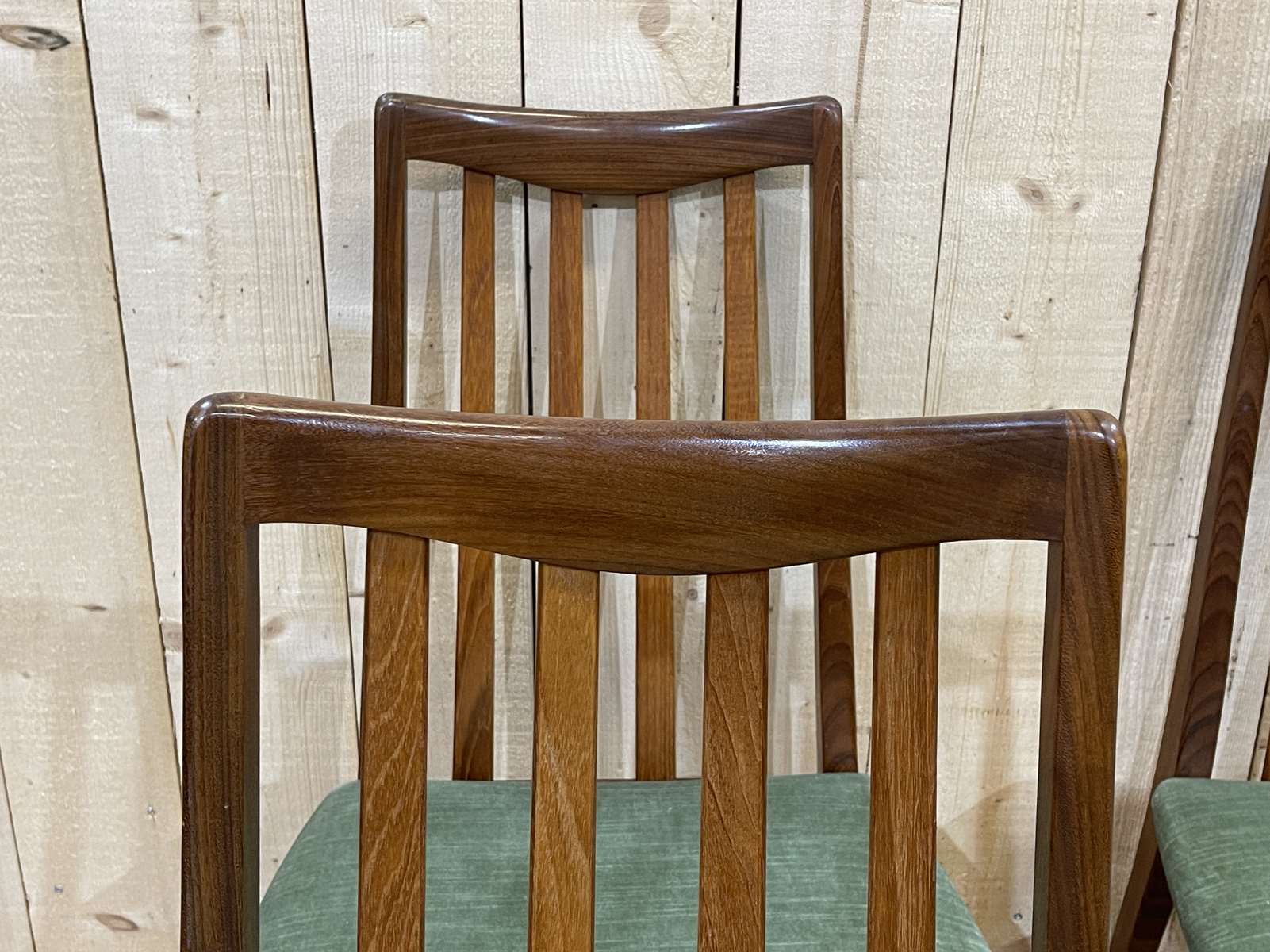 Suite of 6 chairs of the brand GPlan of the 70s in teak